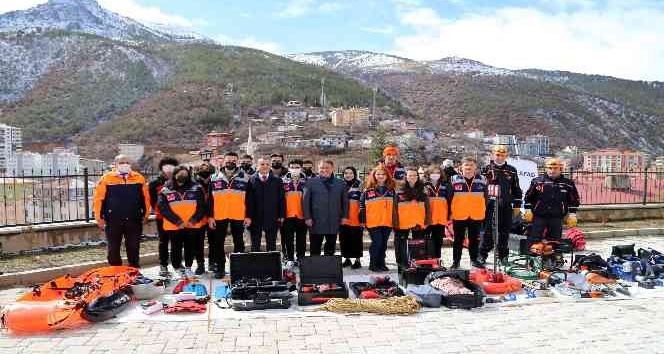 Gümüşhane'de ‘Deprem anı ve Tahliye Tatbikatı' gerçekleştirildi