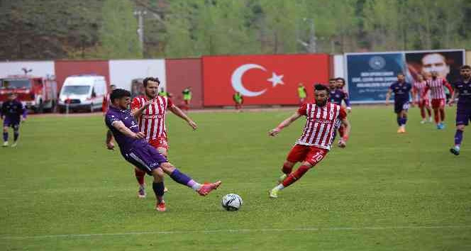 Gümüşhanespor evinde 3-0 kazandı