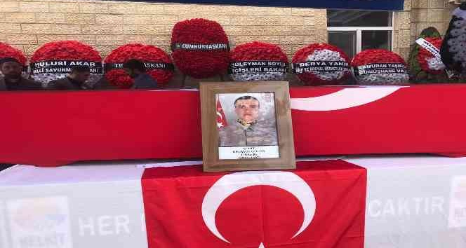 Şehit Piyade Er Selman Güler memleketi Gümüşhane'de gözyaşlarıyla son yolculuğuna uğurlanıyor