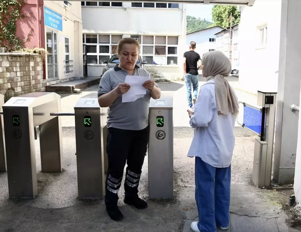 Karadeniz Bölgesi'nde Üniversite Adayları YKS için Ter Döktü