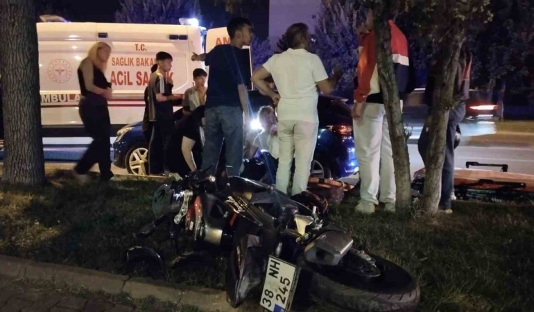 Kayseri’de otomobille motosiklet çarpıştı: 1 yaralı