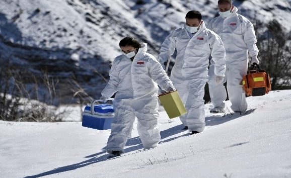 gumushane-nin-zorlu-cografyasinda-covid-19-asisi-seferberligi