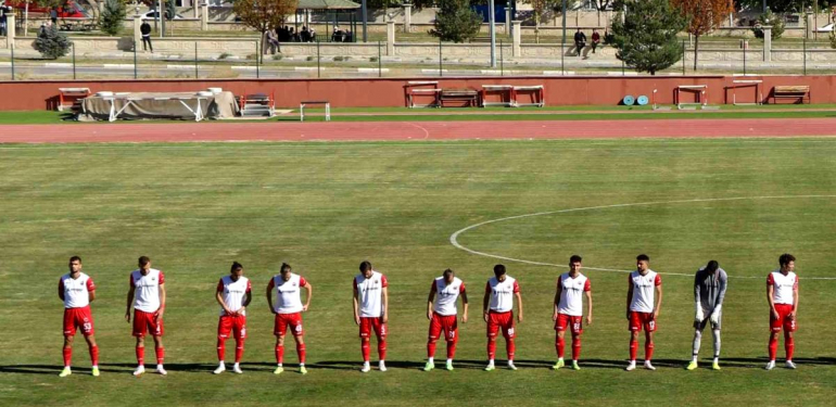 24Erzincanspor Teknik Direktörü Toros: “Kazanmaya devam edeceğiz”
