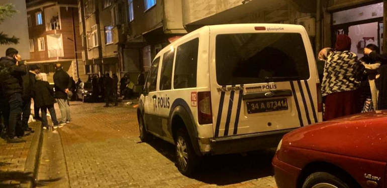 Evde yalnız yaşayan 16 yaşındaki çocuk kaldığı dairede ölü bulundu