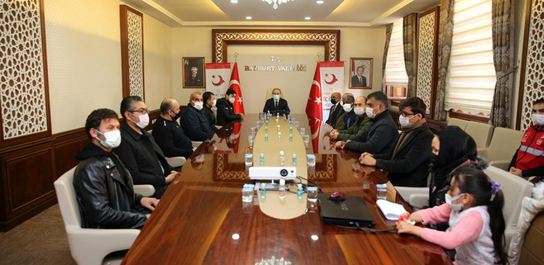 Vali Cüneyt Epcim Göçmenlerin Sorunlarını Dinledi