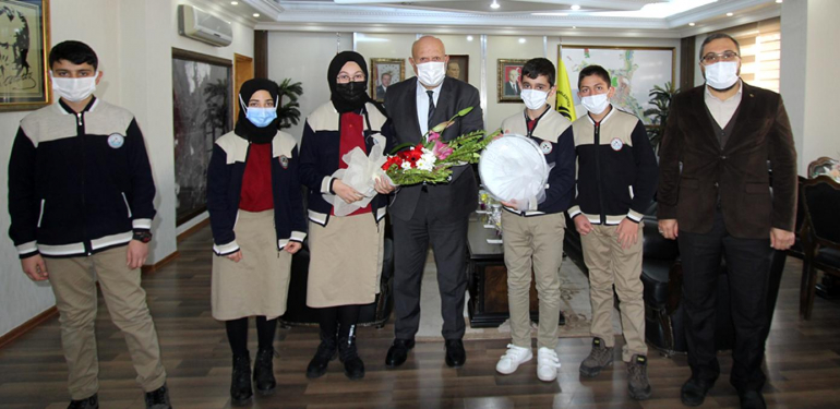 ERDEM BAYAZIT İMAM HATİP ORTAOKULUNDAN TEŞEKKÜR ZİYARETİ