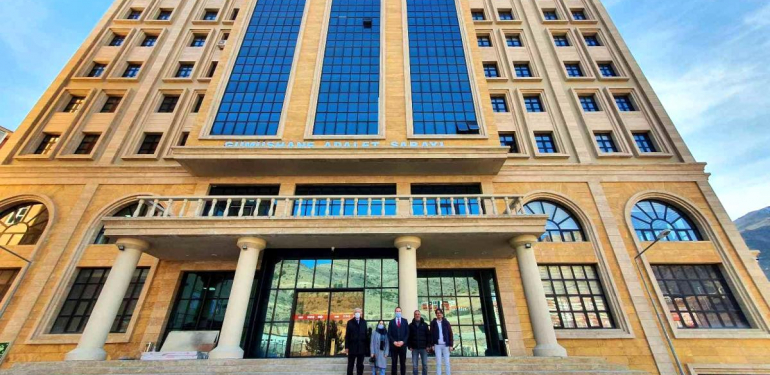 Gümüşhane Adliyesi yeni binasında hizmet vermeye başladı