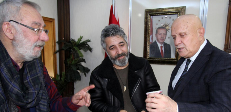 ÜLKÜCÜ SANATÇILARDAN BELEDİYE BAŞKANIMIZA ZİYARET