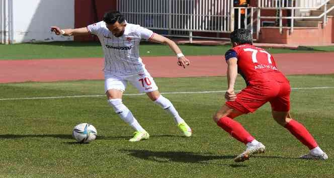 TFF 3. Lig: Gümüşhane Sportif Faaliyetler A.Ş: 0 - İçel İdmanyurdu: 0