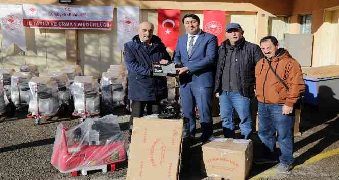 Gümüşhane'de üreticilere makine ve teçhizat desteği