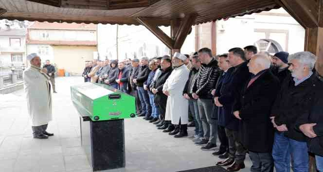 Otomobil almak için gittiği Hatay'da enkaz altında kalan genç son yolculuğuna uğurlandı
