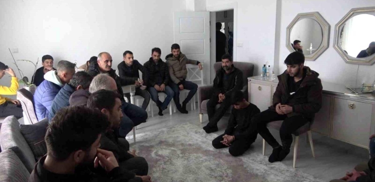 Gümüşhane’de köy halkı 35 depremzedeye kapılarını açtı