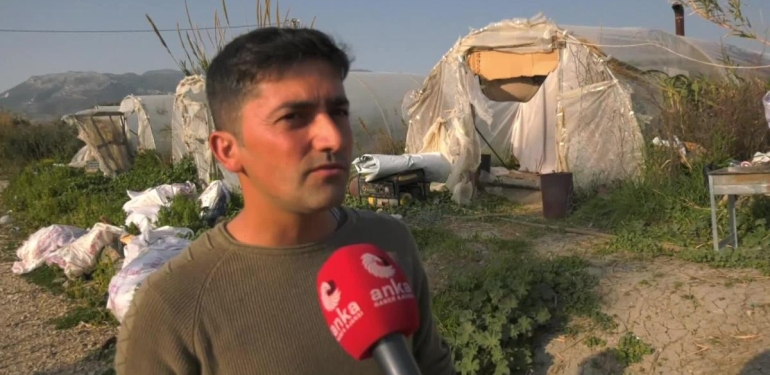 Hataylı Depremzede, “Çadırlarını Satın Aldıklarını” Söyledi: Çadırı, Kızılay’ın Sattığı Şahıslardan Aldık.