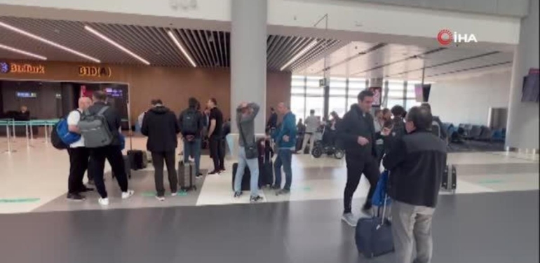 Türk Telekom kafilesi uçakta final maçı hakkında değerlendirmelerde bulundu