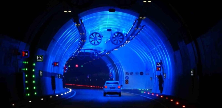 Zigana Tüneli 3 Mayıs’ta hizmete giriyor