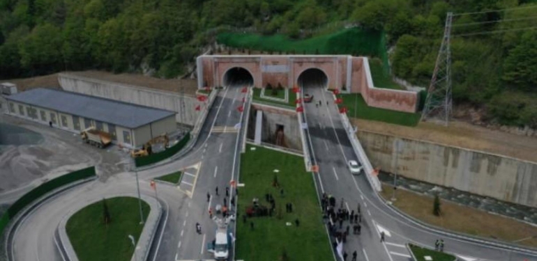 Zigana Tüneli nerede, hangi vilayet ve ilçede? Zigana Tüneli kaç km, kaç metre uzunluğunda? Zigana Tüneli hangi vilayetleri birbirine bağlıyor?