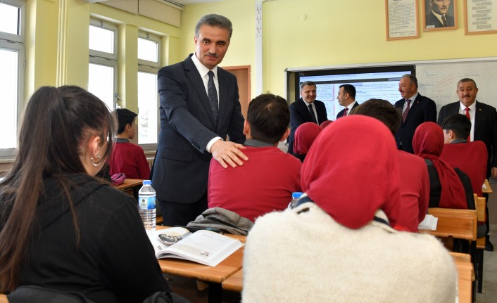 Vali Baruş, Kelkit’te öğrencilerle buluştu #haberi, #haberleri, #Gümüşhane #haber