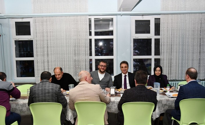 Liseli öğrencilerle değer odaklı 