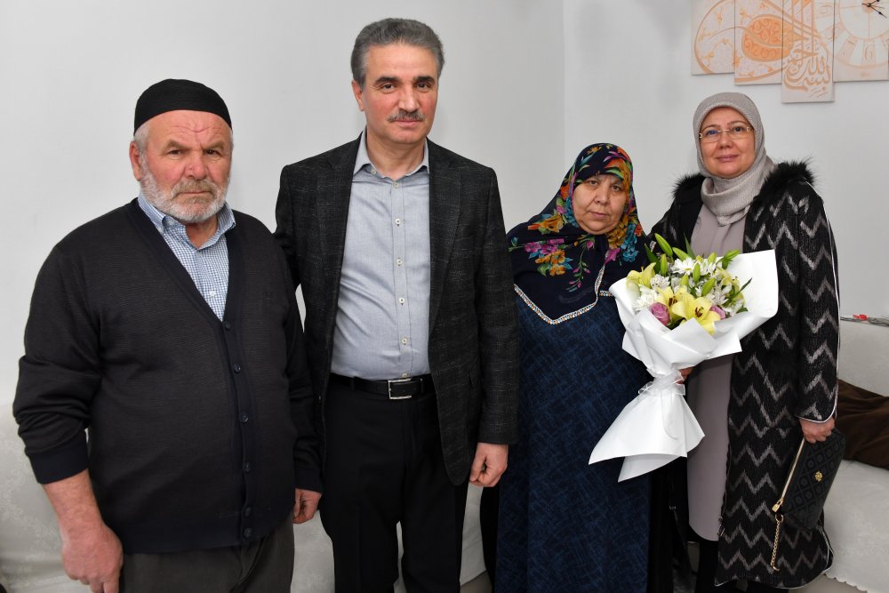 Vali Baruş’tan kadınlar gününde şehit annelerine ziyaret #haberi, #haberleri, #Gümüşhane #haber