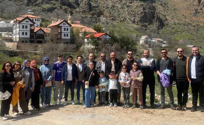 Anahtar Parti’den Süleymaniye’de temizlik etkinliği #haberi, #haberleri, #Gümüşhane #haber