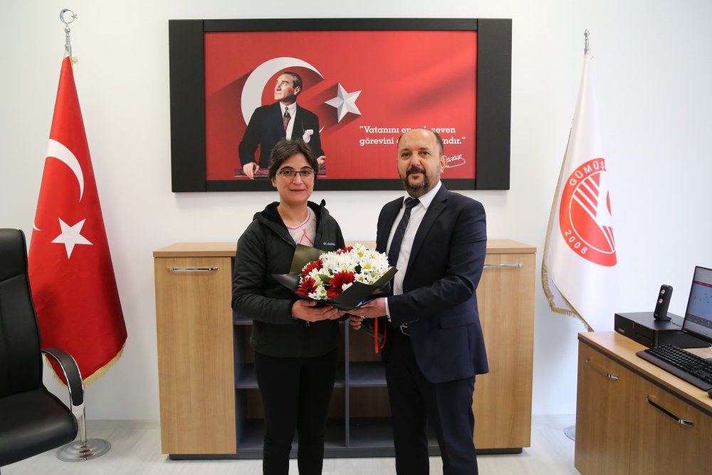Lisansüstü enstitüsünde bayrak değişimi #haberi, #haberleri, #Gümüşhane #haber