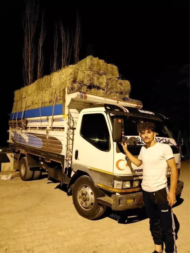 Gümüşhane'de Trafik Kazası: Genç Kamyon Şoförü Hayatını Kaybetti