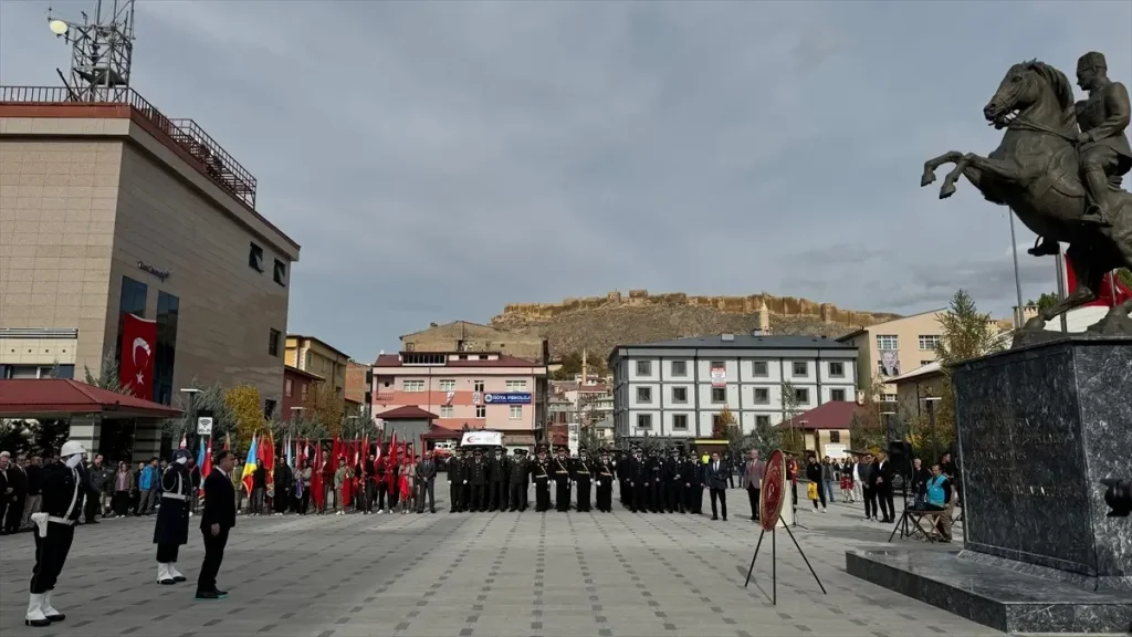 Trabzon ve çevre illerde Cumhuriyet'in 102. yıl dönümü kutlanıyor