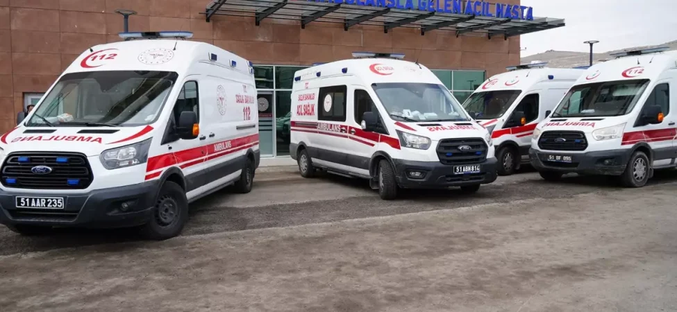 İki şehir, onlarca mağdur! Hepsi gıda zehirlenmesi şüphesiyle hastanelik oldu