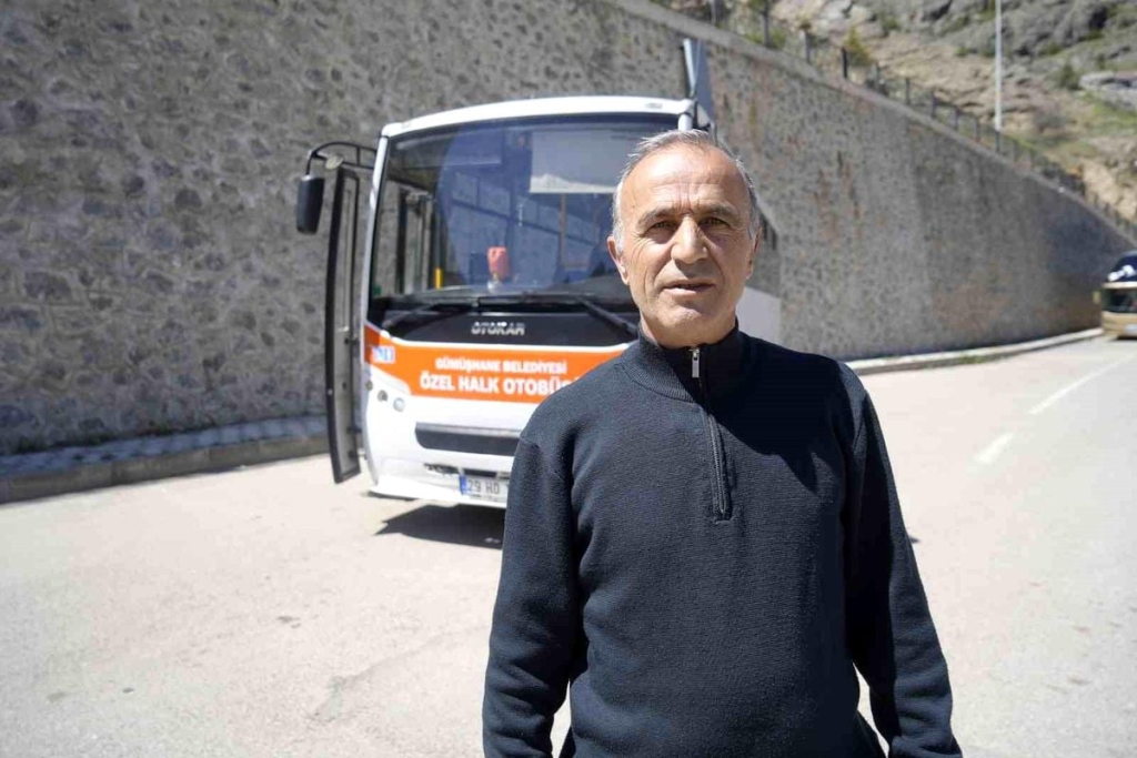 Gümüşhane'de fenalaşan yolcu hastaneye dolmuşla yetiştirildi