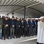 Trabzon ve çevre illerde Kahramanmaraş'taki okul saldırısında ölenler için gıyabi cenaze namazı kılındı