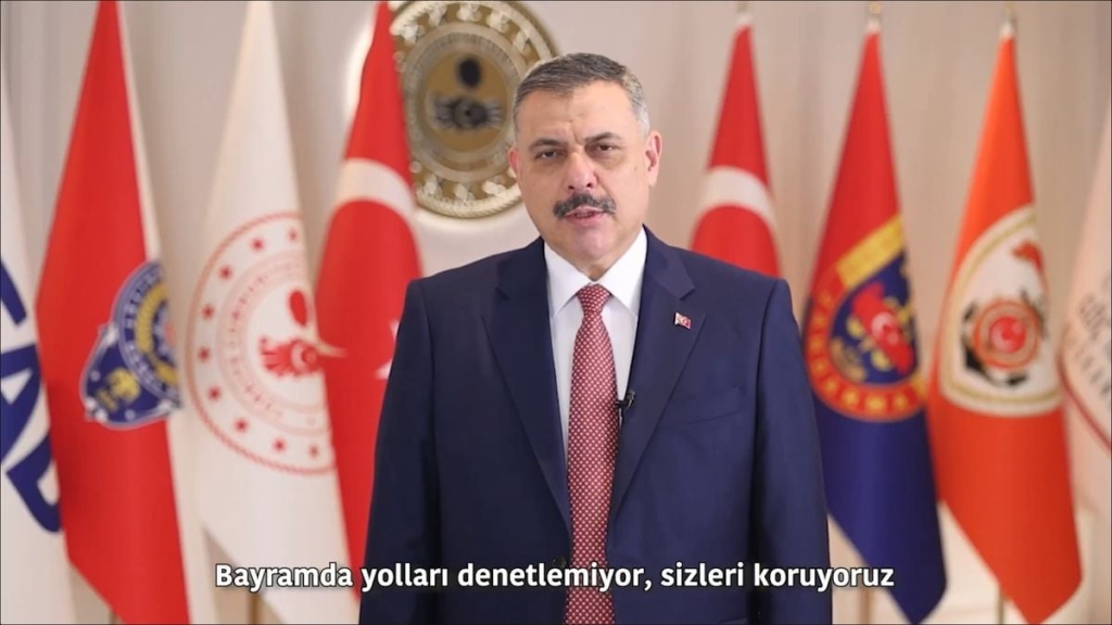 Bakan Çiftçi: Bayramda yolları yalnızca denetlemiyor, aynı zamanda koruyoruz