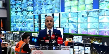 Bakan Uraloğlu: "AUS Merkezimizde bayram trafiğini anlık olarak takip edeceğiz"