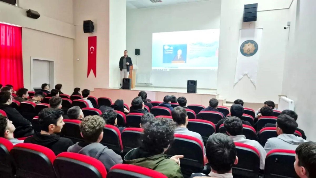 Bayburt'ta öğrencilere suyun değeri anlatıldı