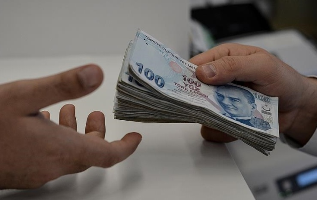 Emekli maaşları bayramdan önce yatacak mı?