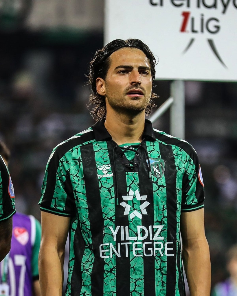 Kocaelispor'da Ahmet Sağat'ın sözleşmesi feshedildi