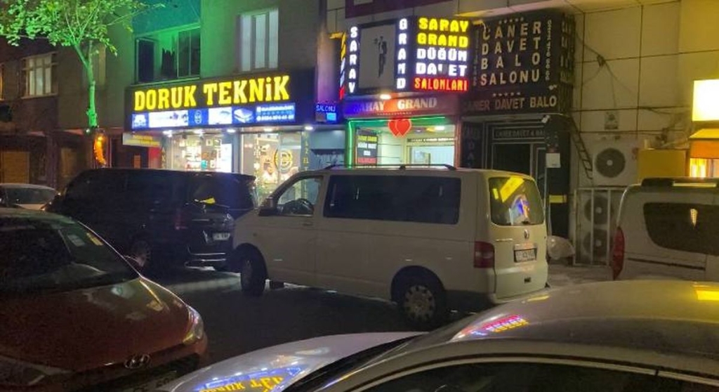 Sultangazi'de giyinme odasında gizli kamera iddiasında salon sahibi beraat etti