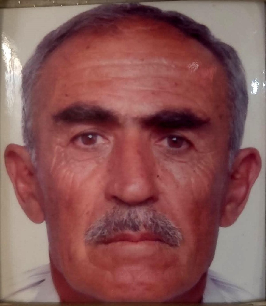 Yanan evde mahsur kalan yaşlı çift hayatını kaybetti