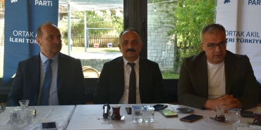 Anahtar Partili İşcan ve Yalçın, Gümüşhane'de temaslarda bulundu