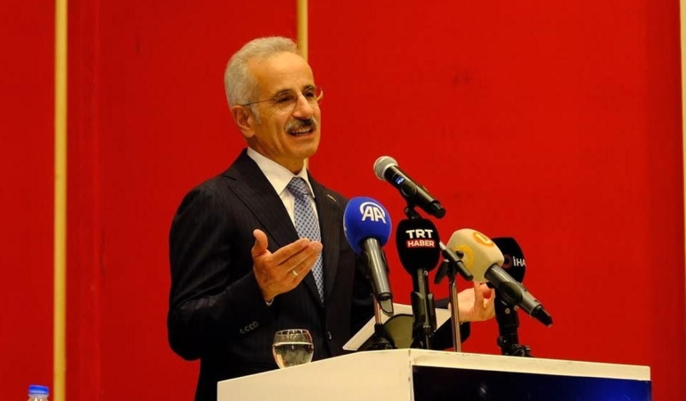 Bakan Uraloğlu: Bayburt-Gümüşhane Havalimanı'nı bu yıl bitmeden hizmete açacağız