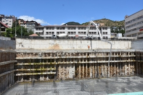Gümüşhane'de kent meydanı ve otopark projesinin temeli atıldı