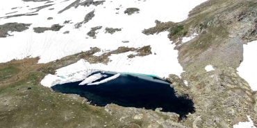 Gümüşhane'nin karlı zirveleri dronla görüntülendi