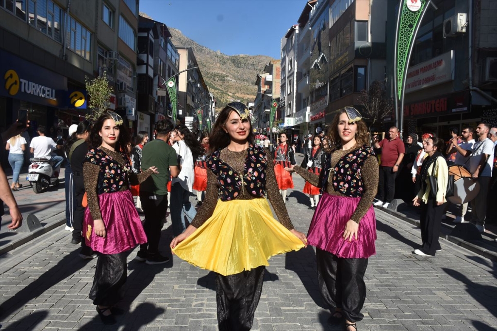 Gümüşhane'de 29. Uluslararası Kültür, Sanat ve Tanıtım Günleri sona erdi