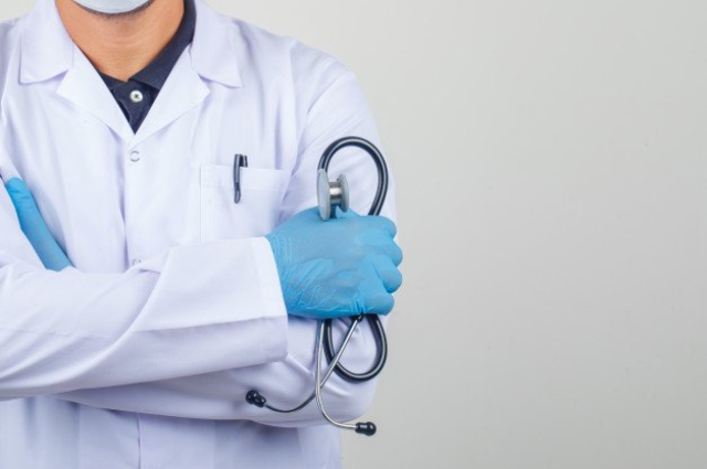 ABD Büyükelçiliği doktor arıyor! Yıllık maaş 4,5 milyon TL'yi buluyor
