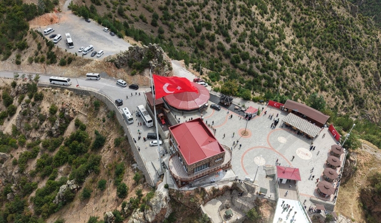 Gümüşhane'de atıl bina kadın kooperatifiyle turizme kazandırıldı