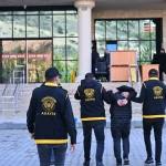 Gümüşhane'de aynı apartmanda iki evden altın ve para hırsızlığı şüphelisi yakalandı