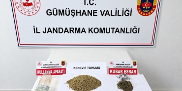Gümüşhane'de durdurulan araçta 7,5 gram kubar esrar ve kenevir tohumu ele geçirildi