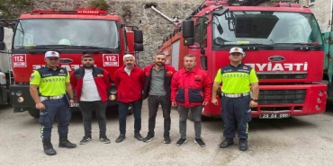 Gümüşhane'de trafik jandarması 96 personele güvenli sürüş eğitimi verdi