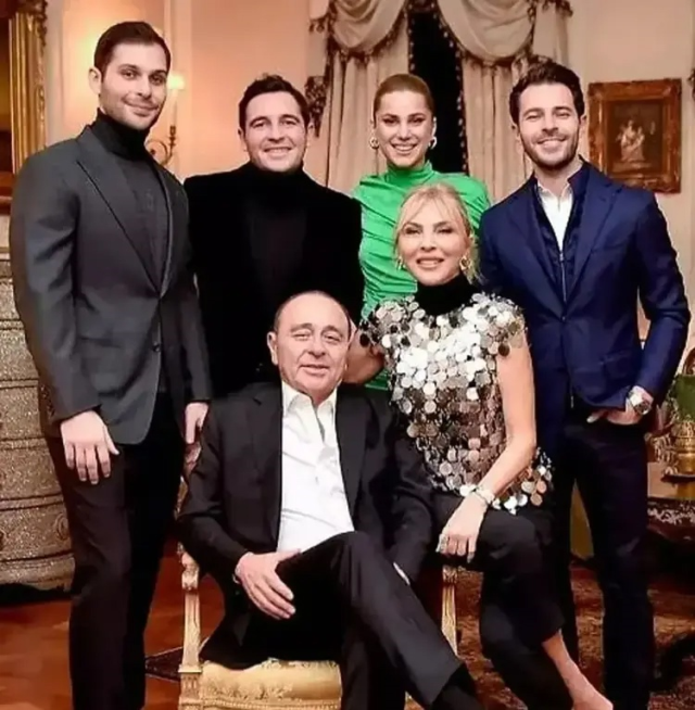 Nazlı Sabancı oğluna neden Ömer adını verdiğini açıkladı